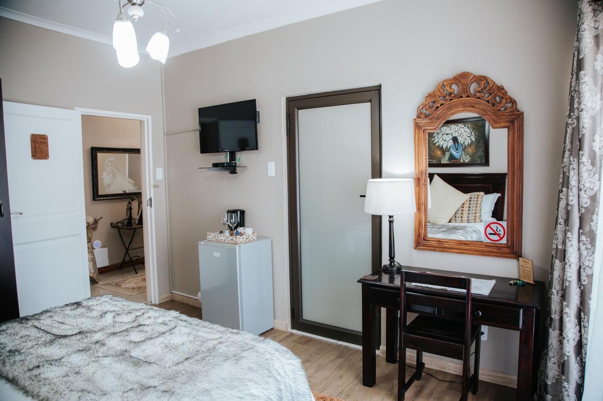 The Symphony Guest House Куинстаун Екстериор снимка