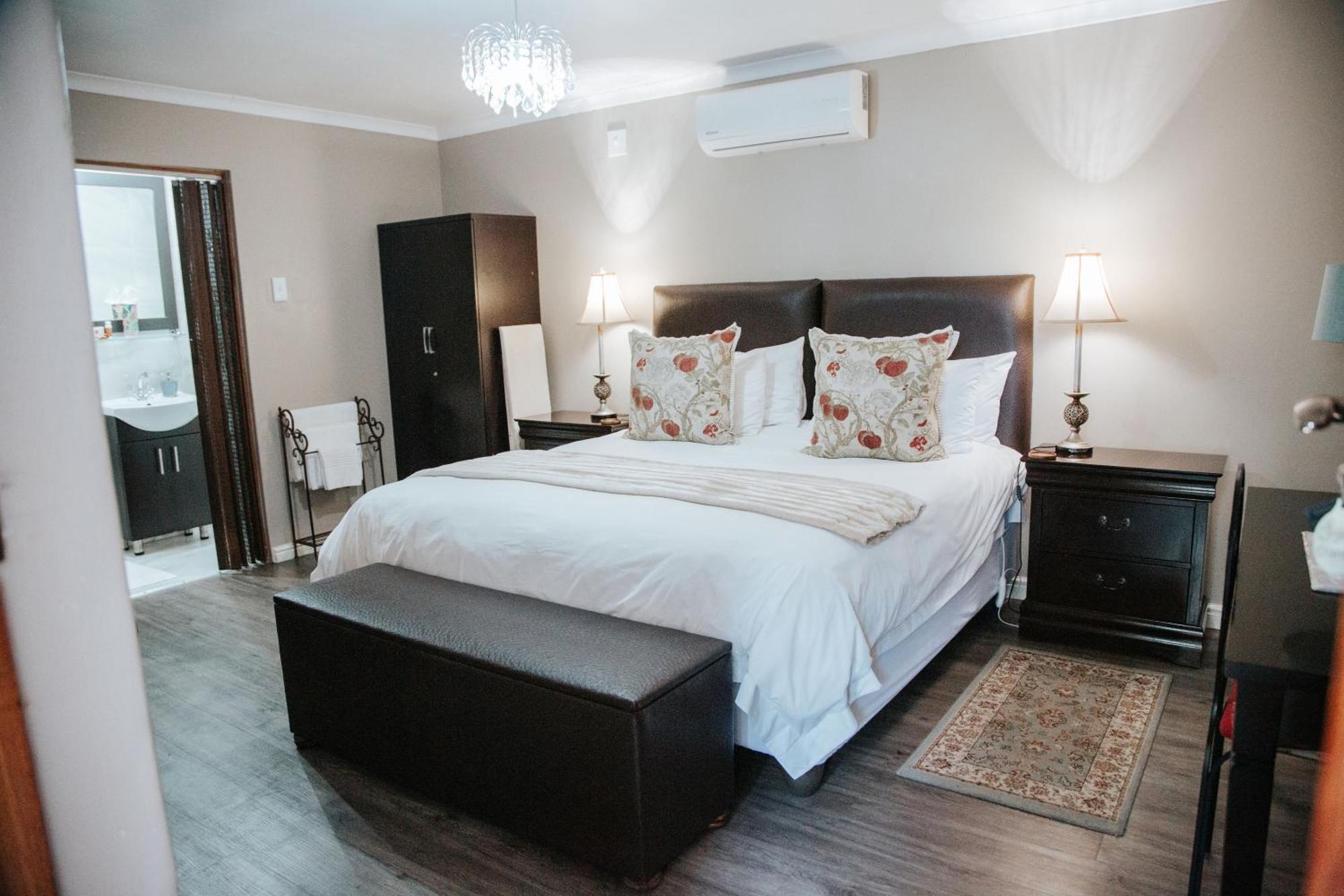 The Symphony Guest House Куинстаун Екстериор снимка