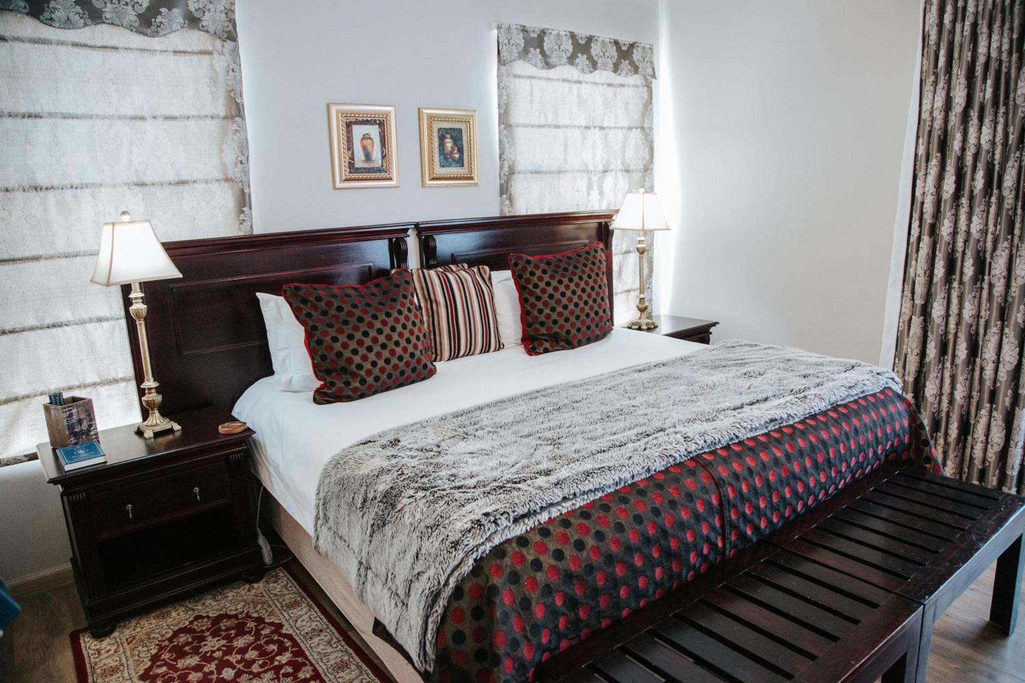 The Symphony Guest House Куинстаун Екстериор снимка